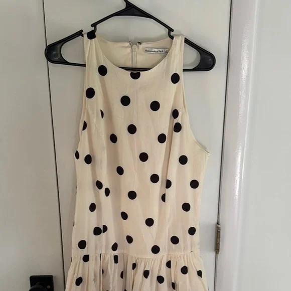 NWT Abercrombie & Fitch polka dot drop waist midi dress - Picture 2 of 6